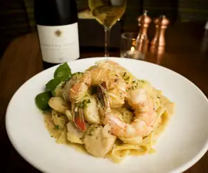 shrimp and scallop entree